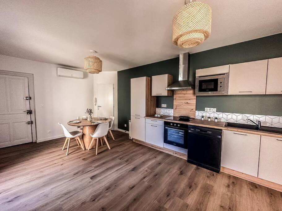 T2 Le Miredames Apartment Castres  Bagian luar foto